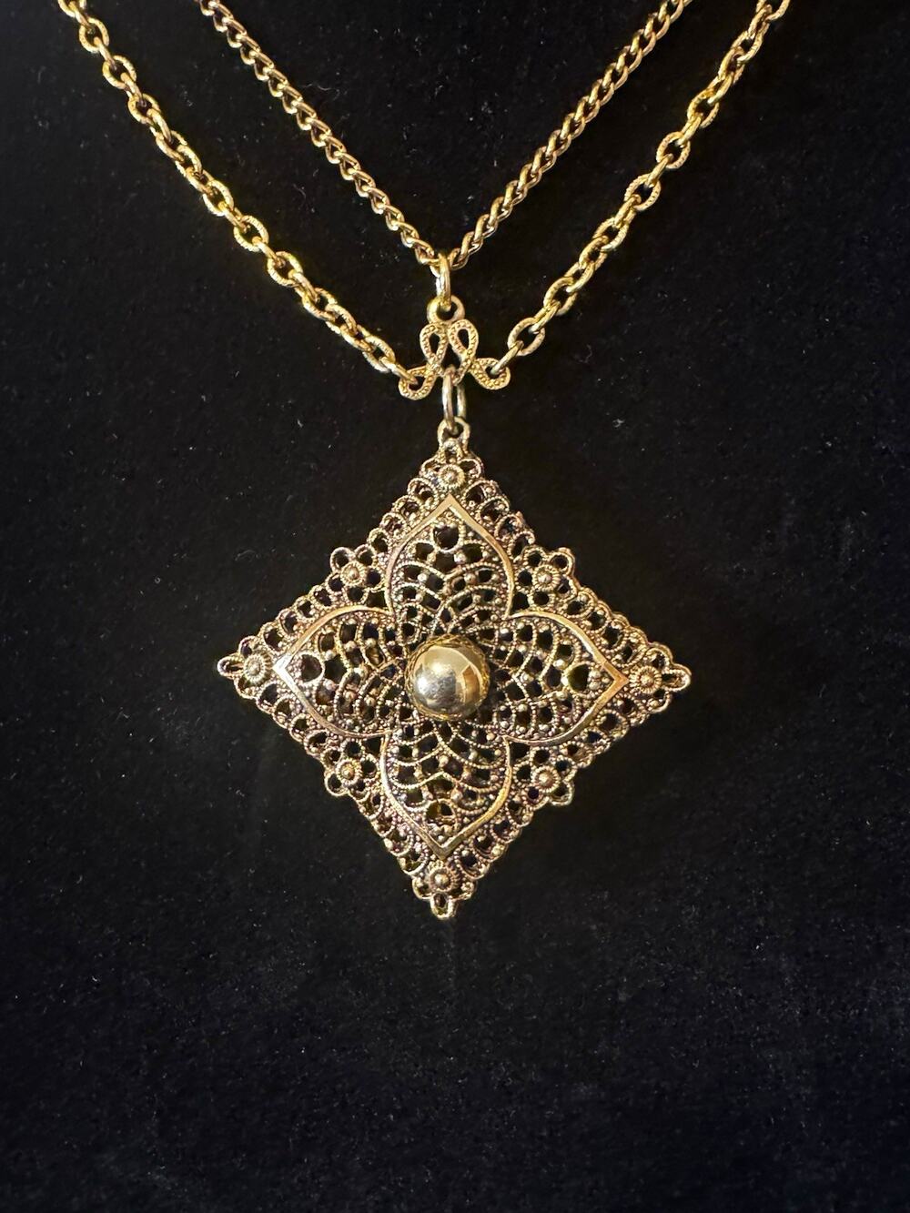 Vintage Unsigned Mid-Century Gold Tone Filigree Pendant Necklace Multi Strand
